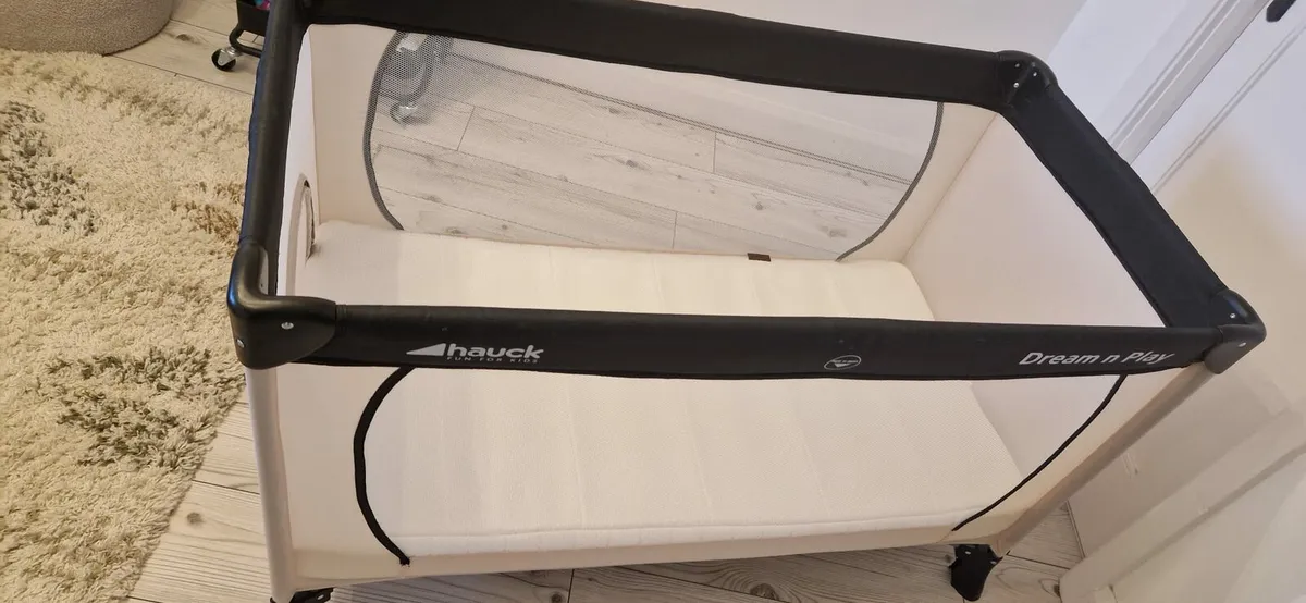 Travel Cot - Image 2