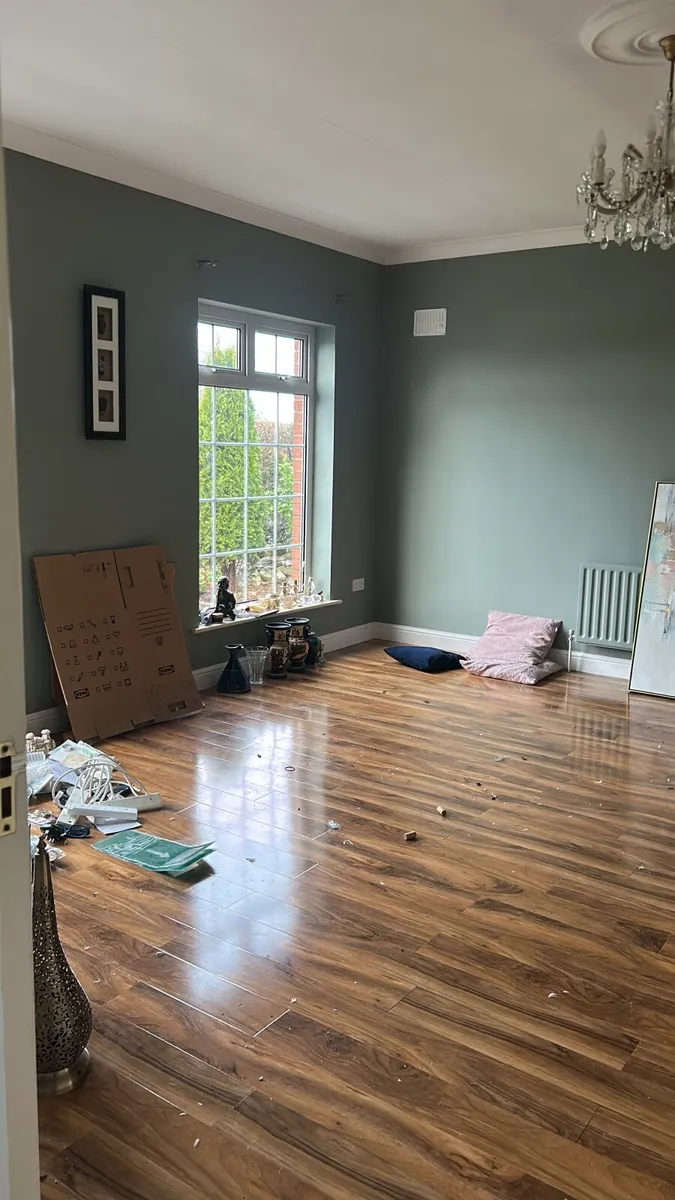 Laminate flooring - Image 2