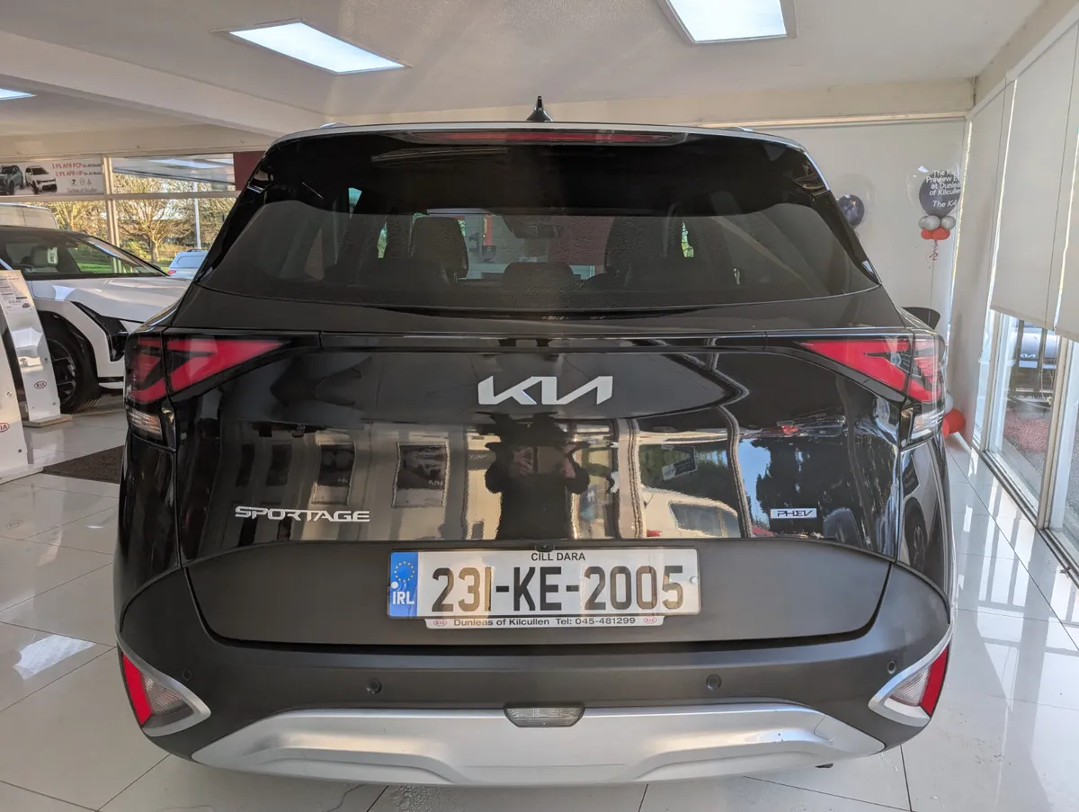 Kia Sportage PHEV 2023 - Image 3