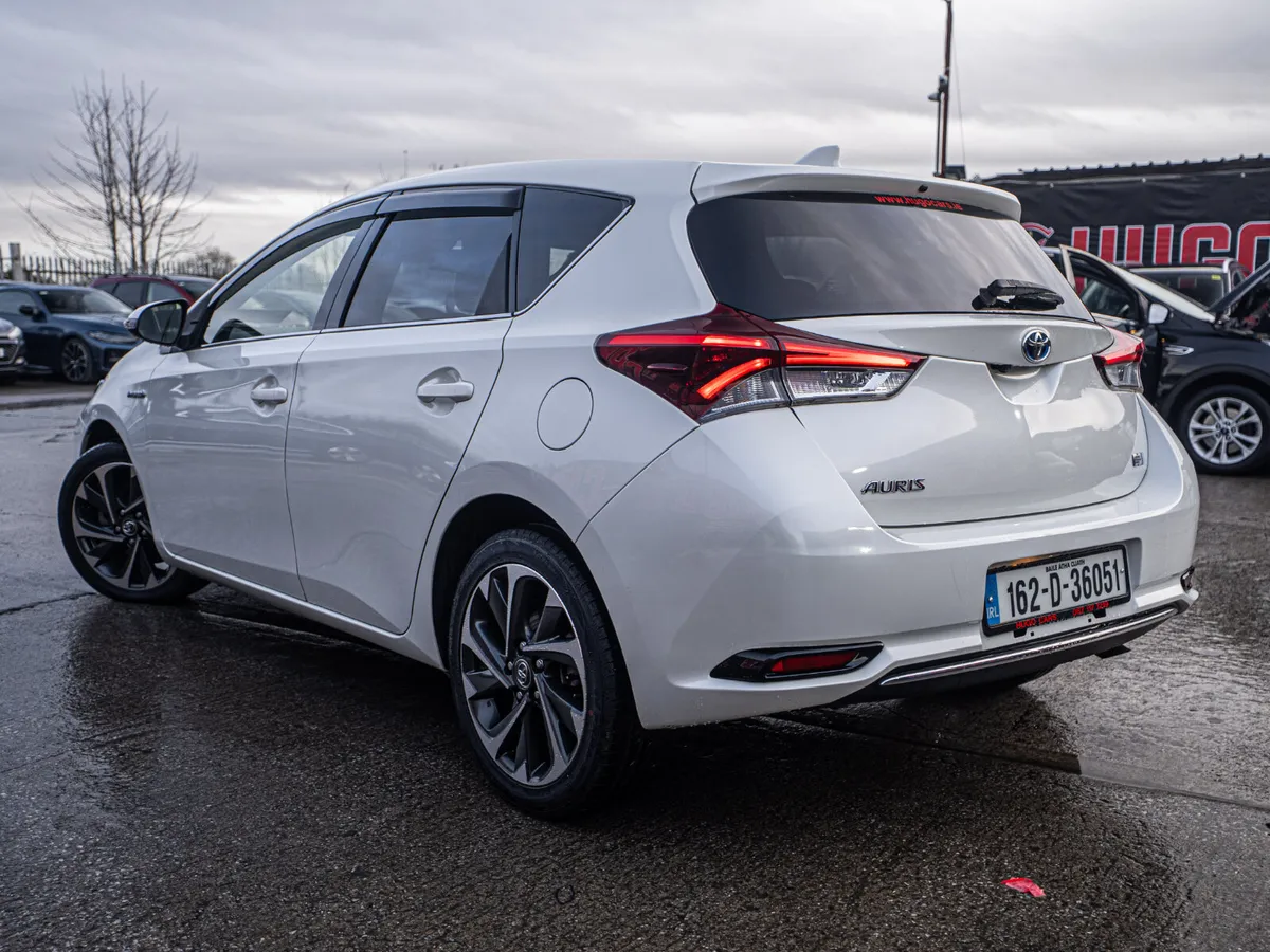 162 Auris 1.8 Hybrid Auto/New NCT/Warranty - Image 3