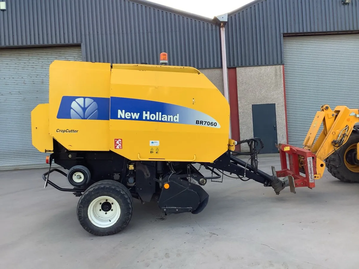 New Holland BR7060 - Image 2