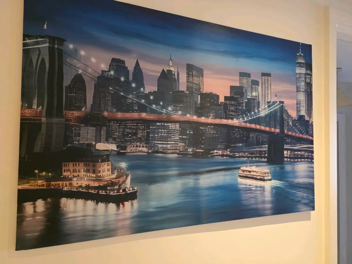 Canvas 110cmx74cm - Image 1