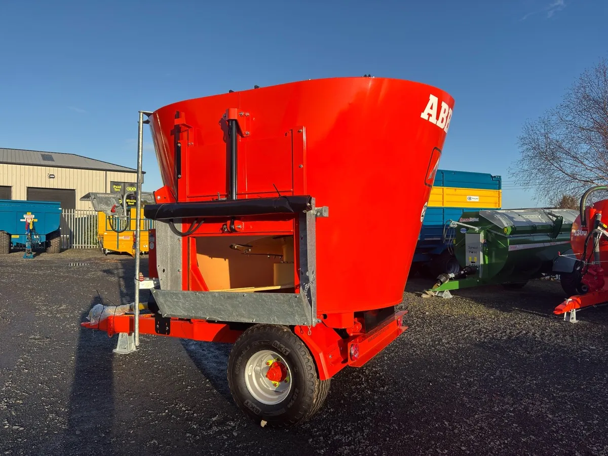 New Abbey VF1000 diet feeder - Image 4