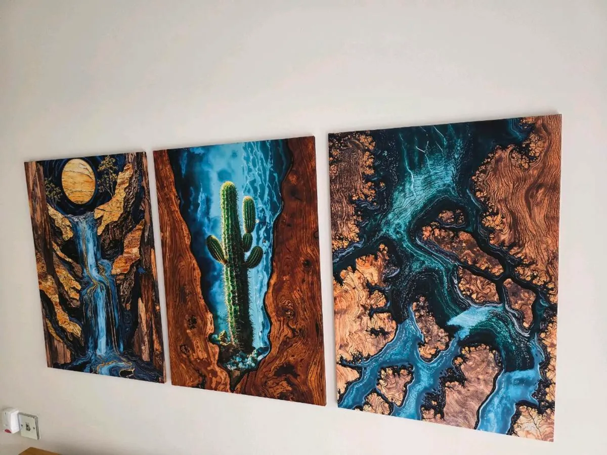 3 canvas 46cm x 67 cm each - Image 3