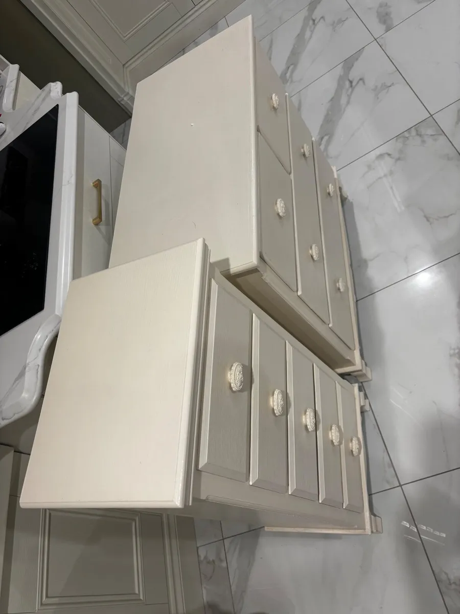 Tall boy and chest of drawers - Image 1