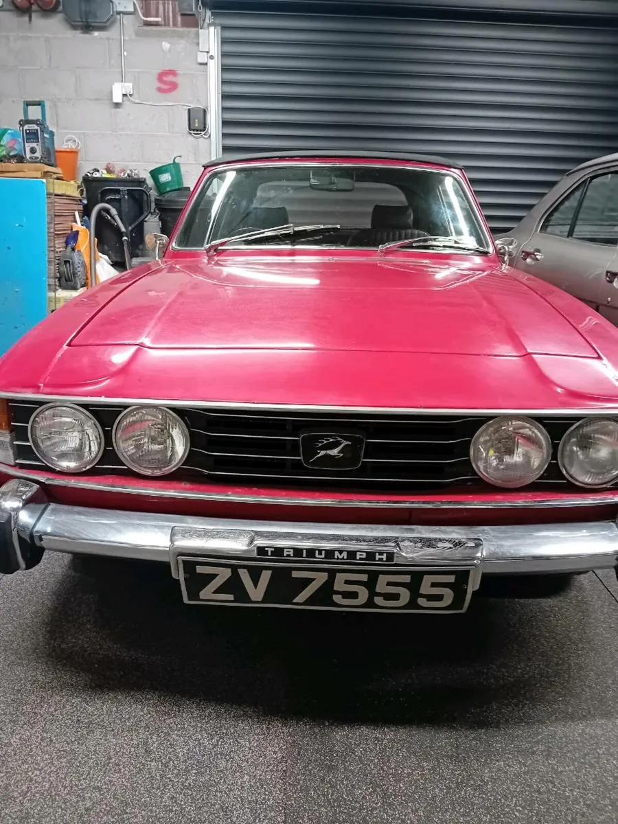 LOOK Triumph Stag 1974 , mint condition 25k miles - Image 3