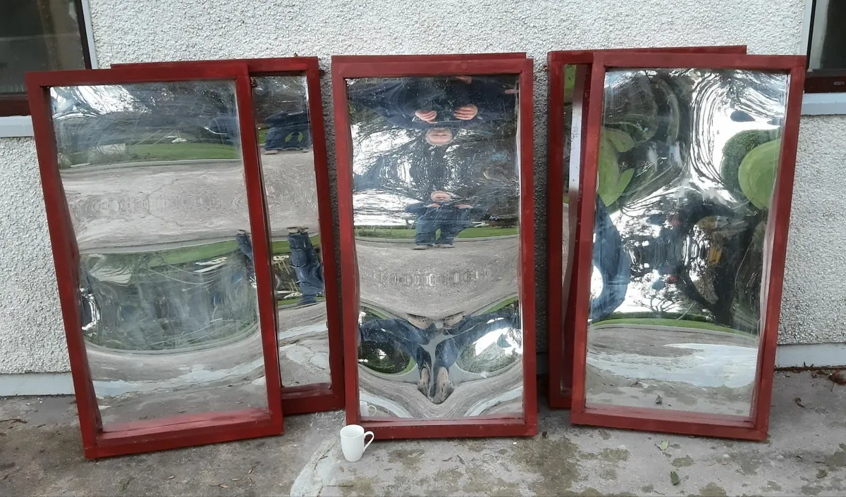 Carnival style mirrors - Image 1