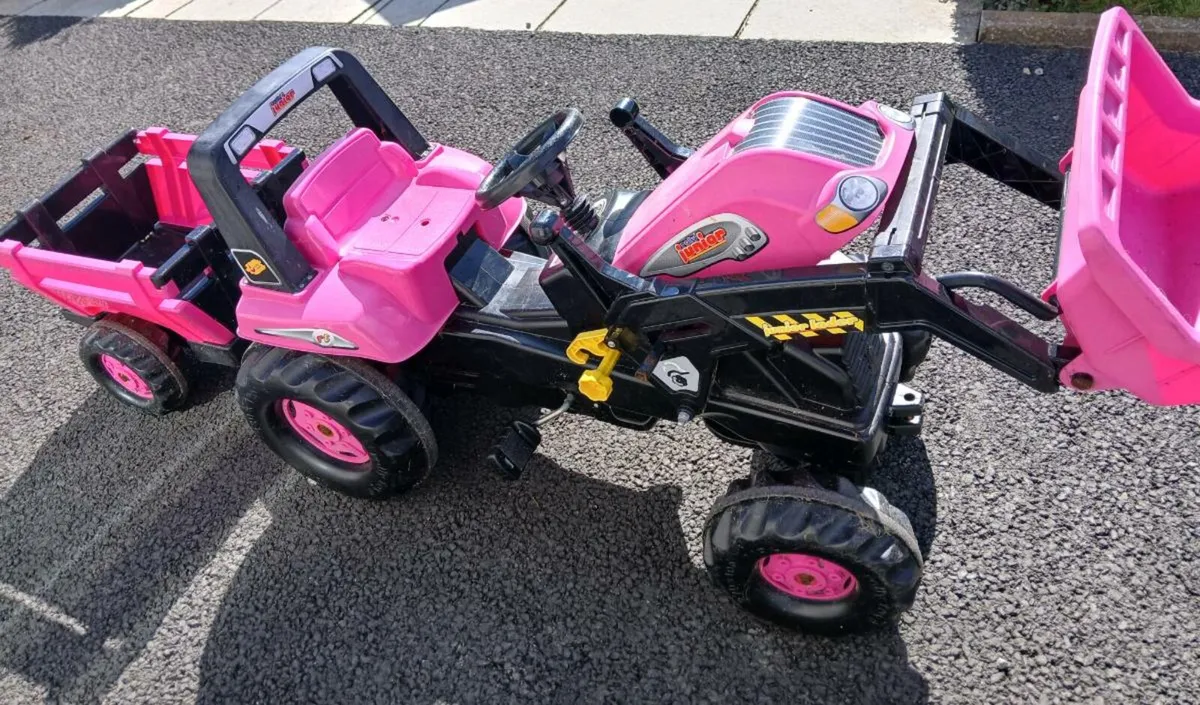 Toy tractor - Image 1