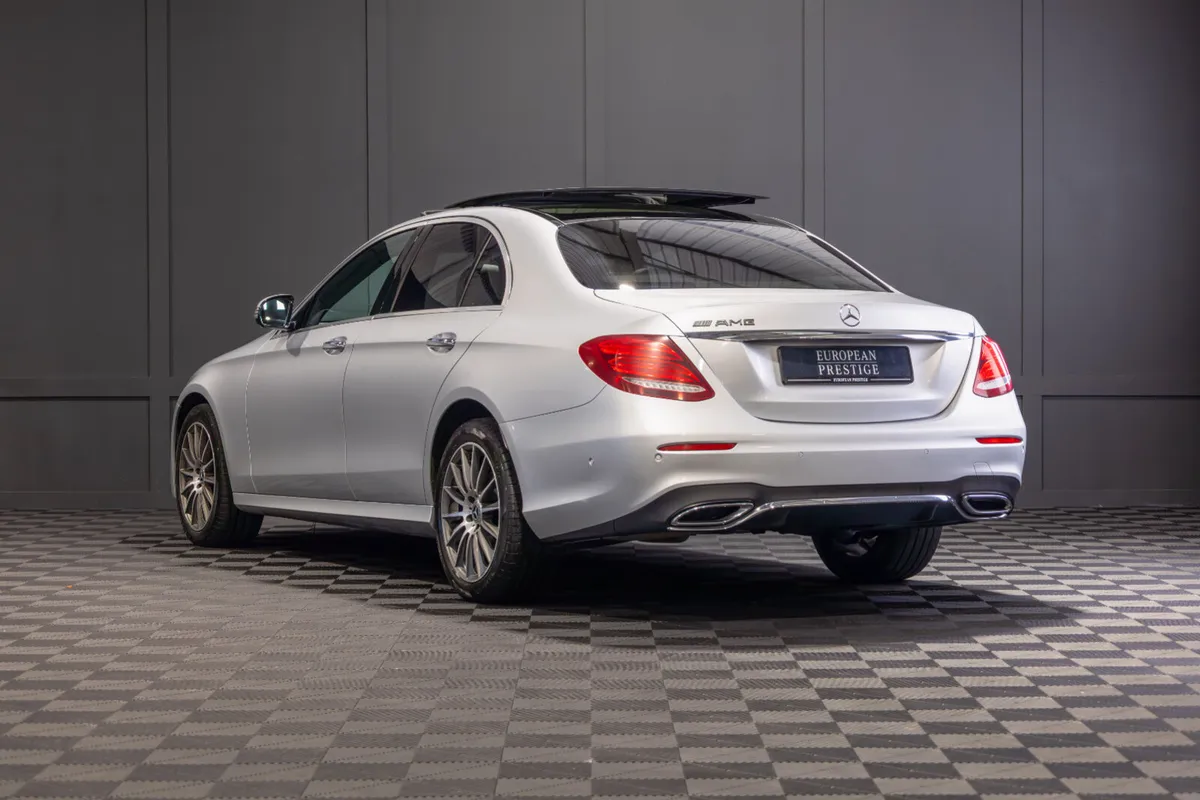 2018 Mercedes-Benz E-Class E220d AMG Line Premium - Image 4