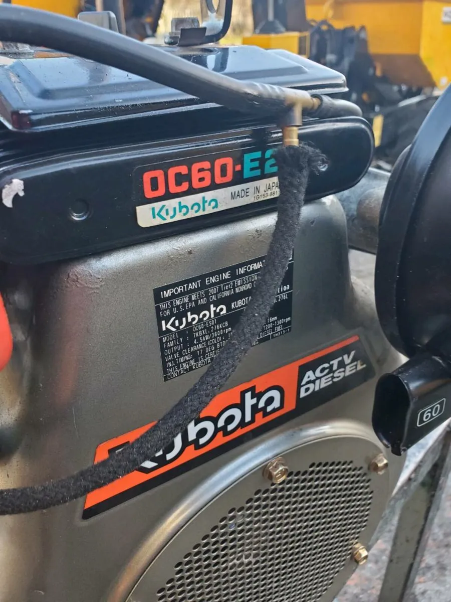 Kubota engine - Image 2