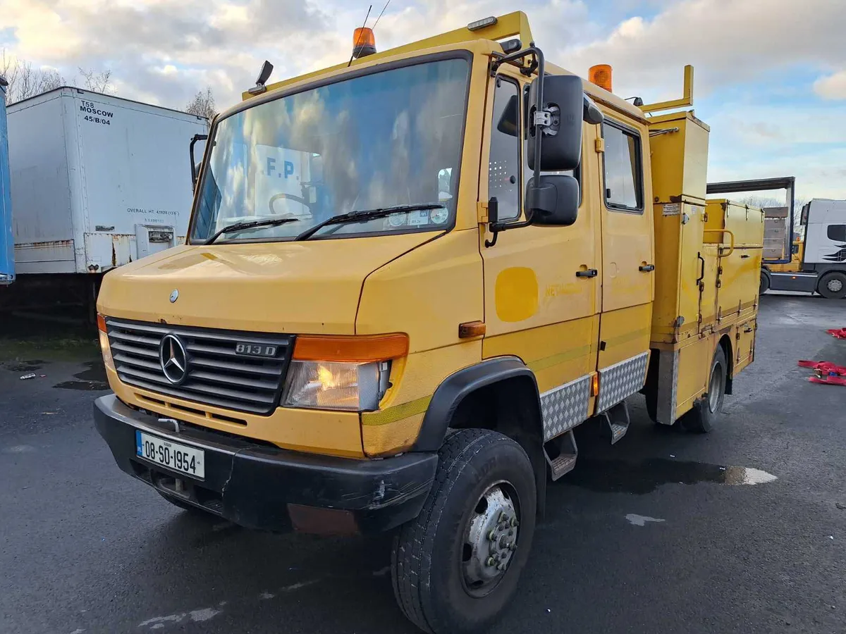 2008 Mercedes benz Vario Truck For Auction - Image 1