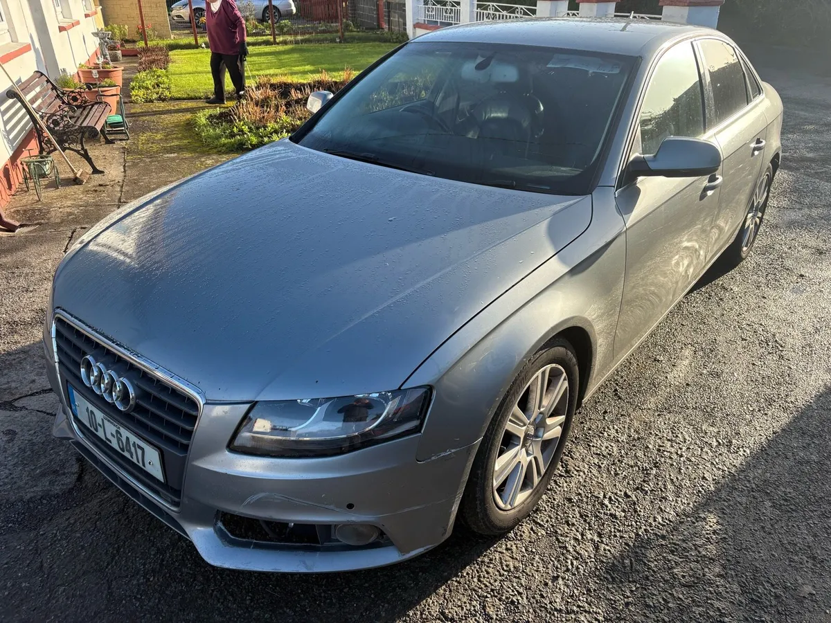 2010 Audi A4 - Image 2