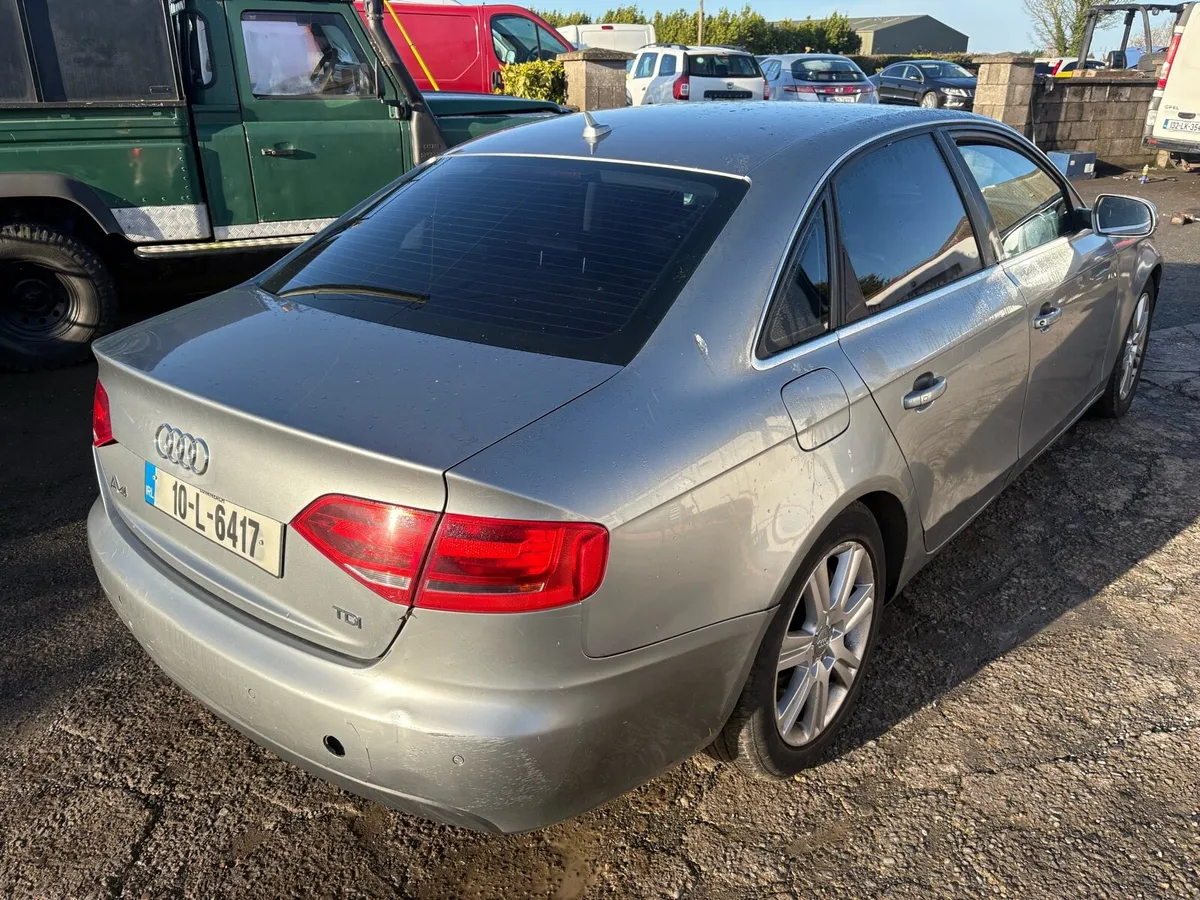 2010 Audi A4 - Image 4