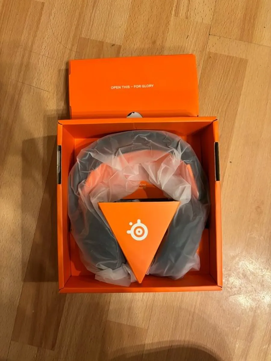 Arctis Nova 1 Steelseries Gaming Headset - Image 3