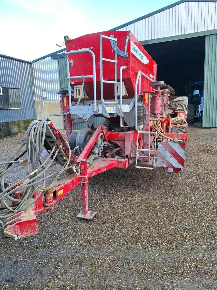 Pottinger 4metre drill - Image 3