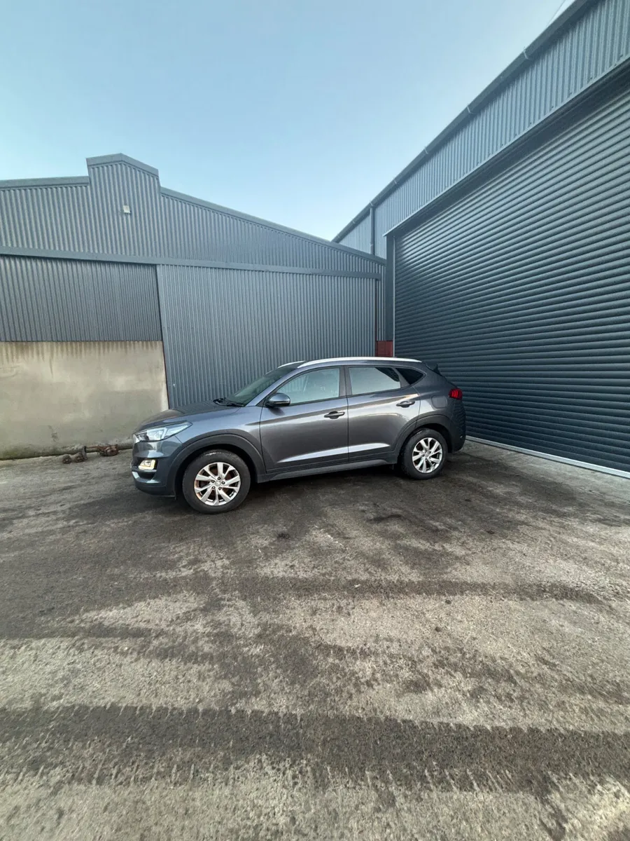 Hyundai Tucson For Breaking - Image 3