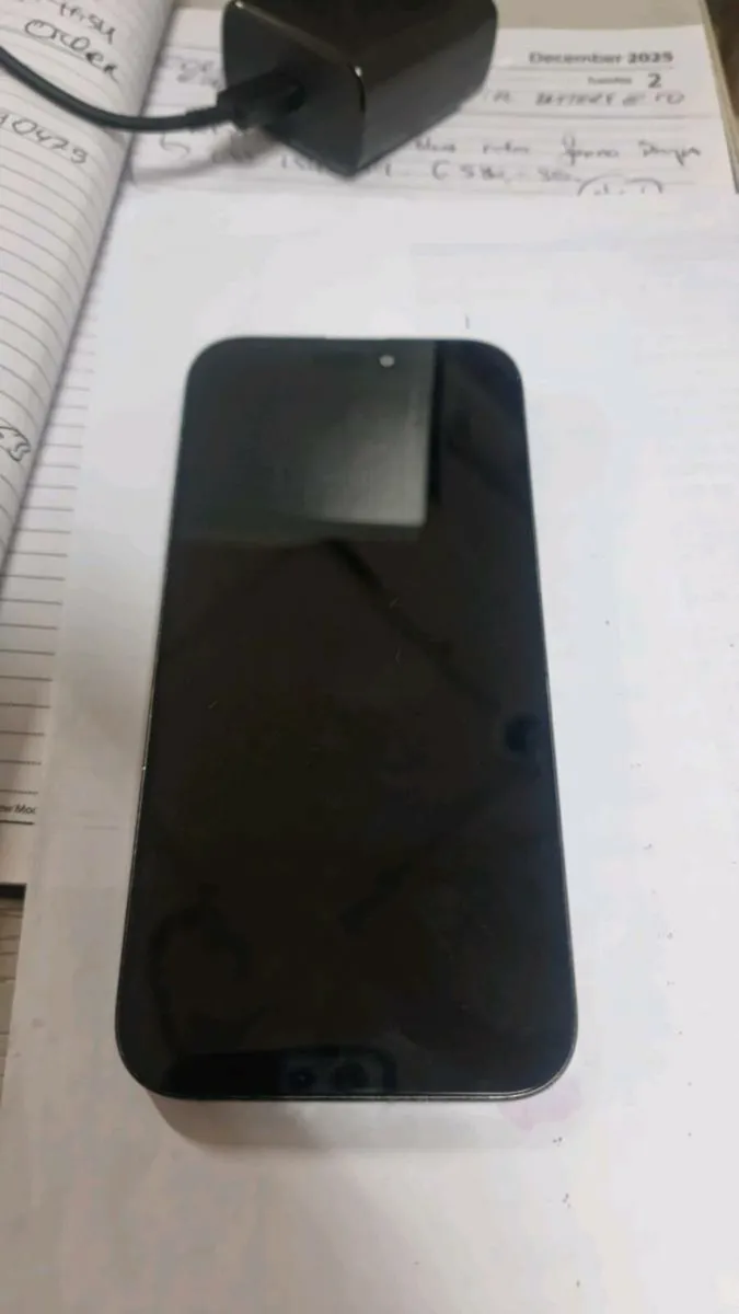 16 pro max - Image 1