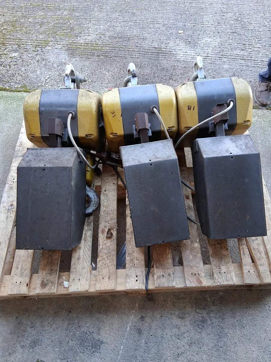 Hoists chain - Image 2