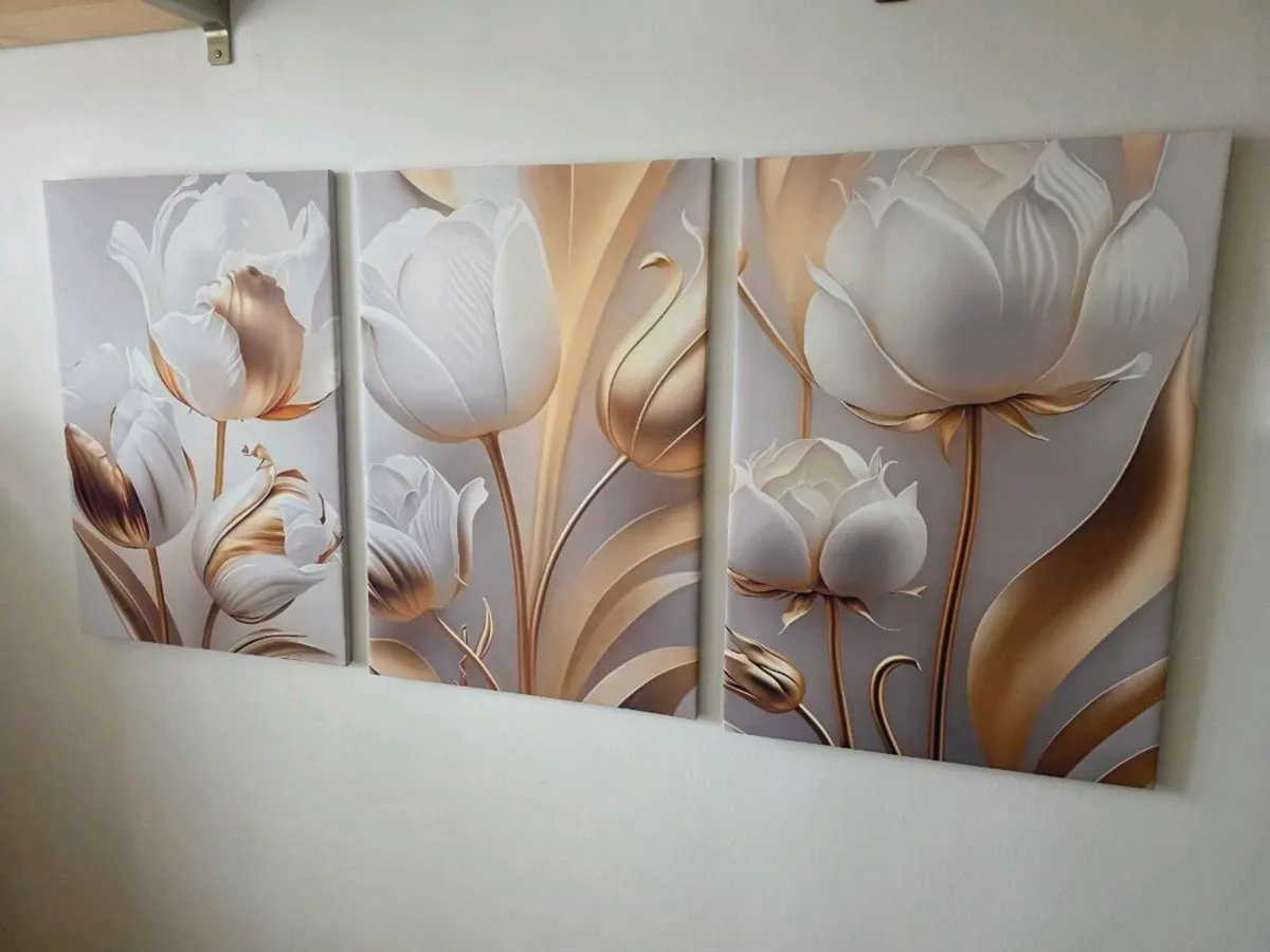 3 canvas 47 cm x 57cm - Image 3