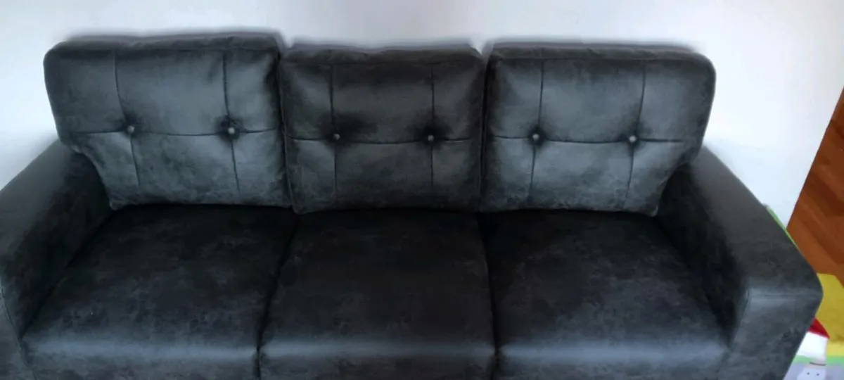 2× 3 seater sofas - Image 2