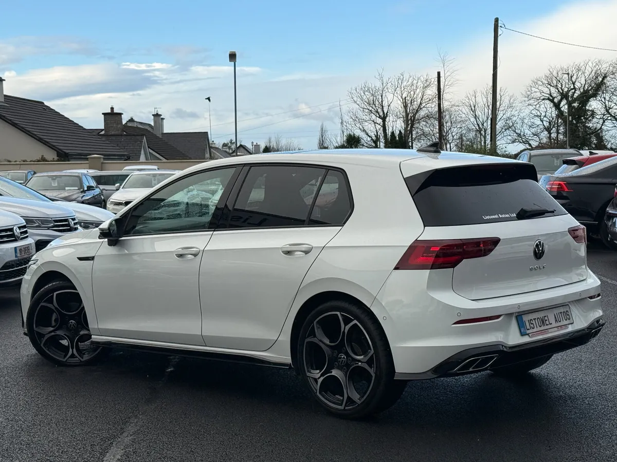 SUNROOF**231 VW GOLF R-LINE 2.0TDI 150BHP AUTO - Image 3