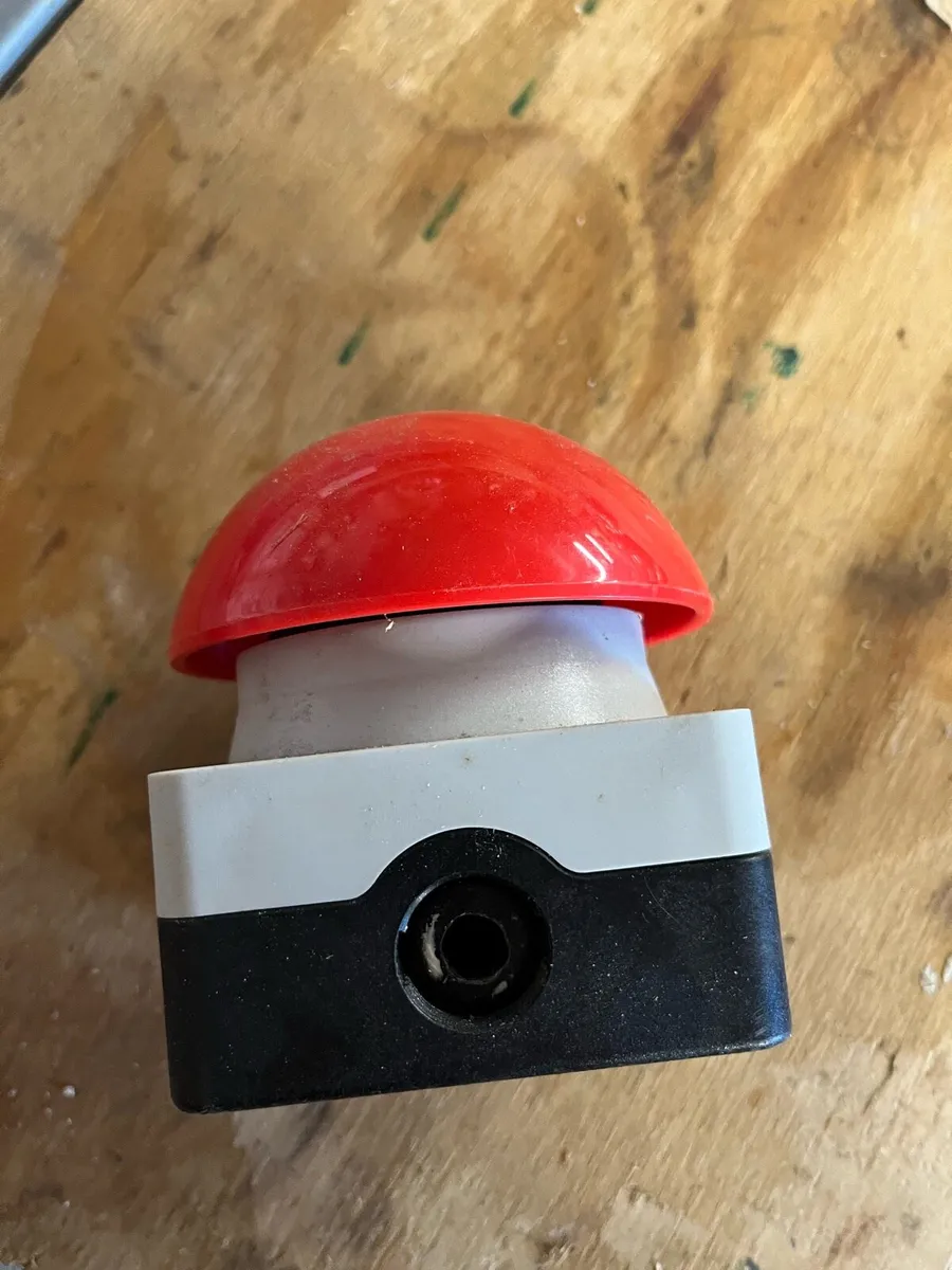 Emergency stop button - Image 2