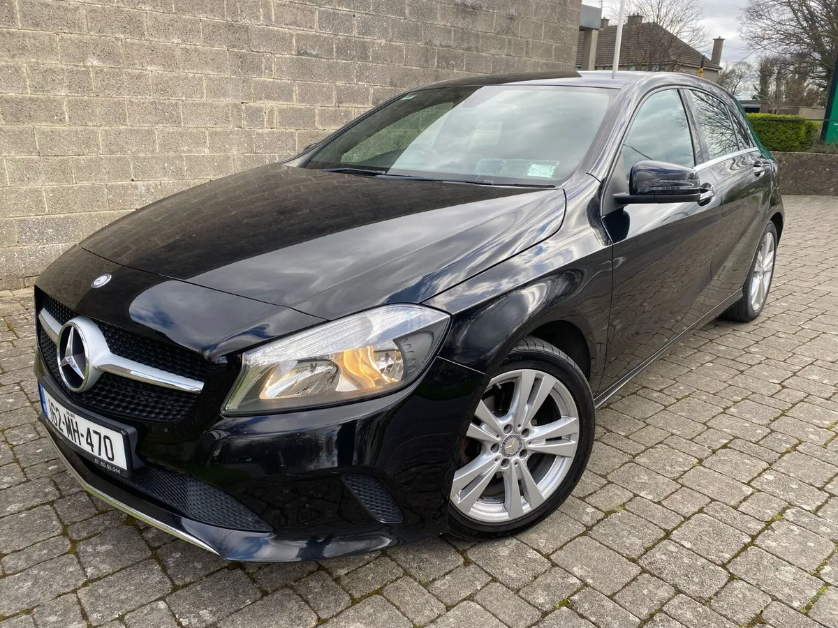 Mercedes-Benz A-Class 2016 160 D URBAN  AUTO - Image 1