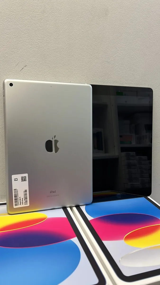 iPad 7th and iPad 8th generation - Image 2