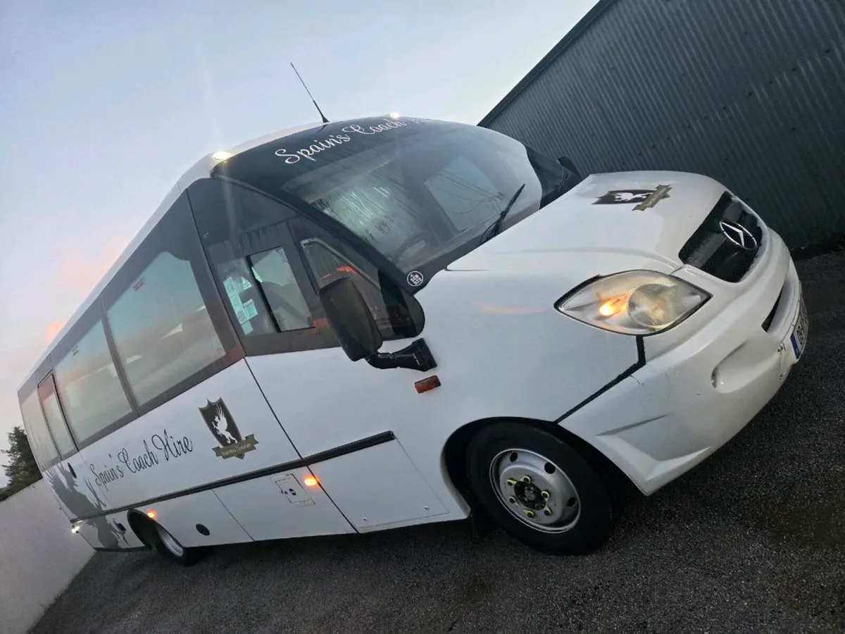 Mercedes vario unvi 33 seater - Image 3
