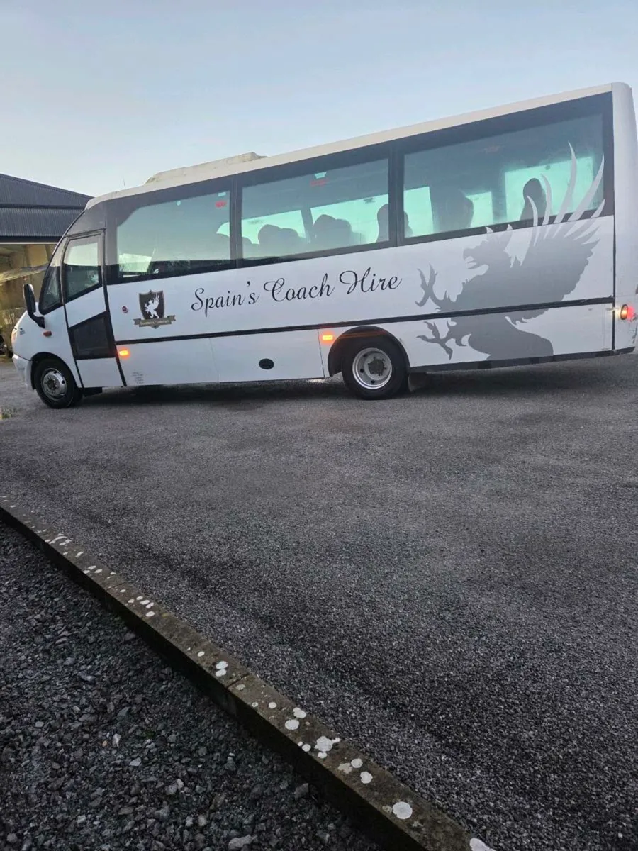 Mercedes vario unvi 33 seater - Image 4