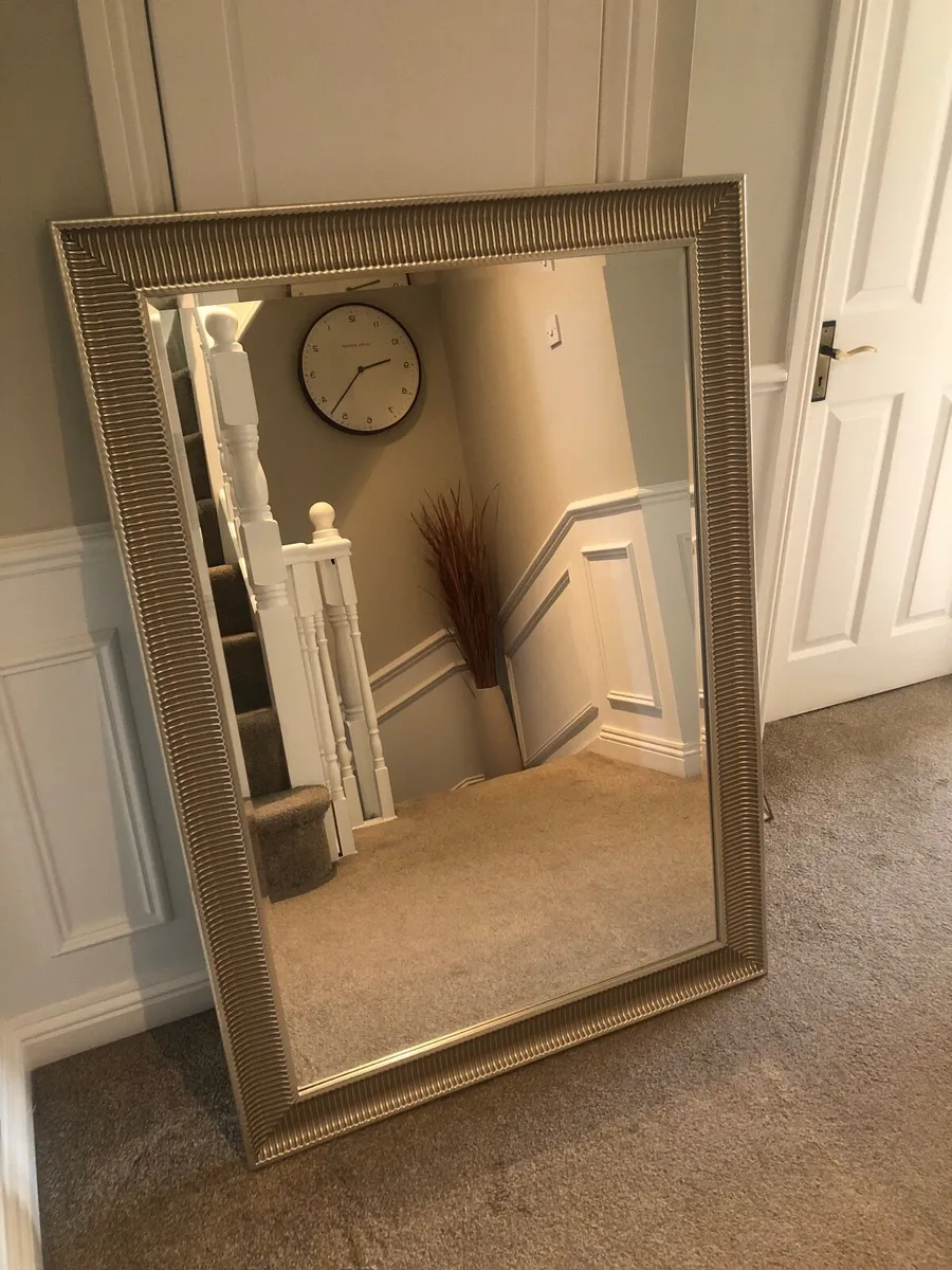 Mirror 900 x 1300 As New! - Image 1