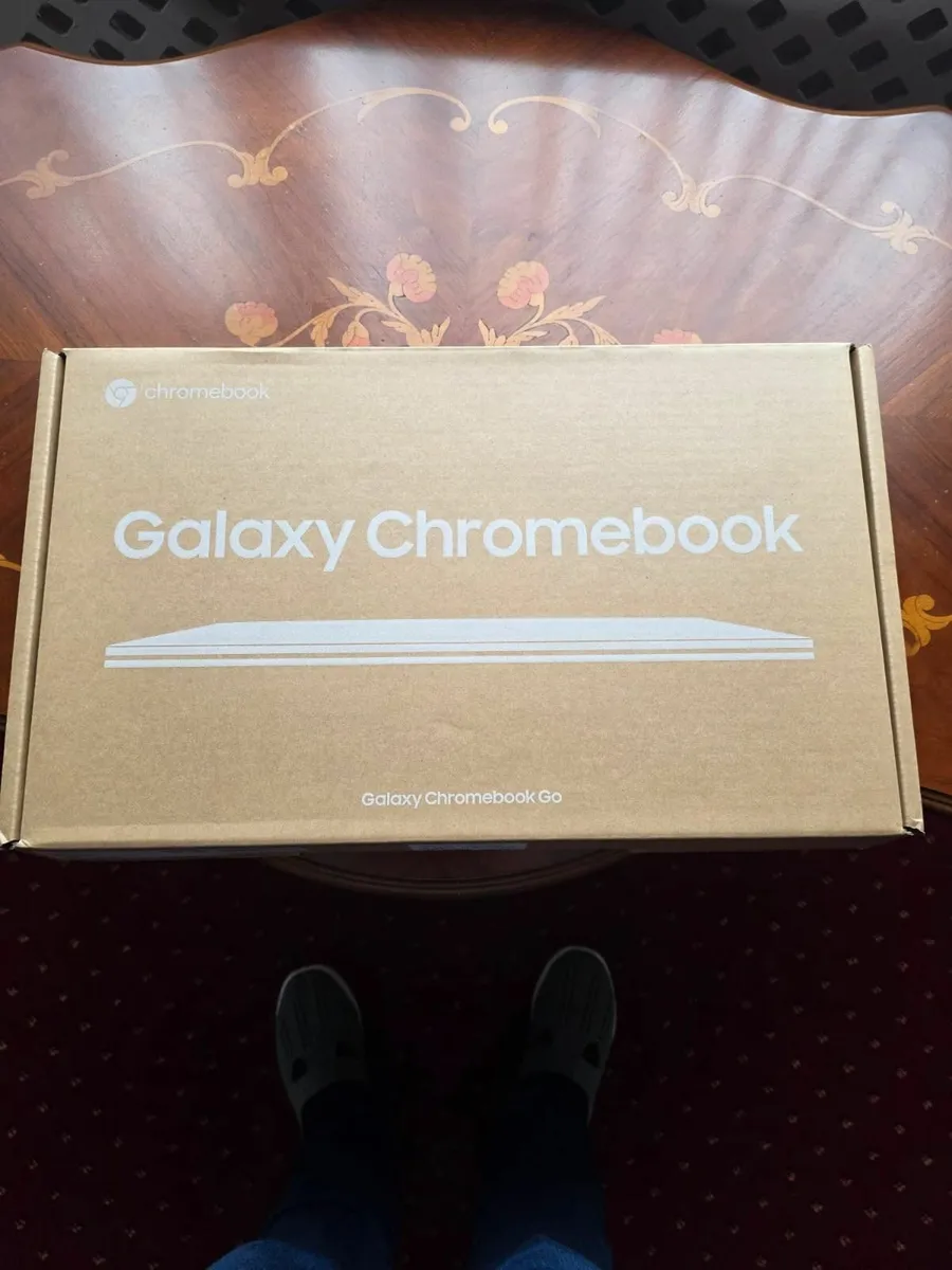 Samsung Galaxy Chromebook Go - Image 1