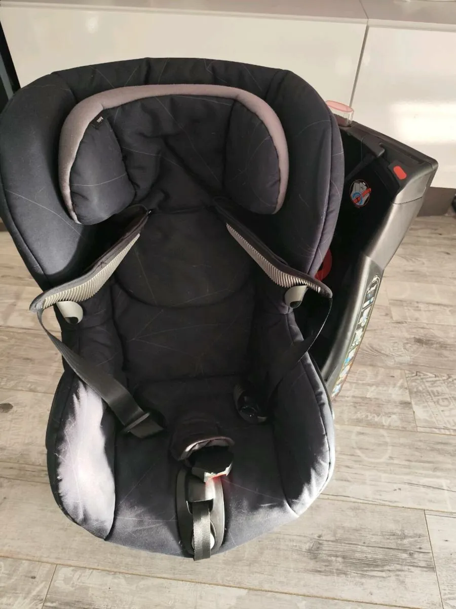 Car seat Maxi Cosi Axiss swivel - Image 4