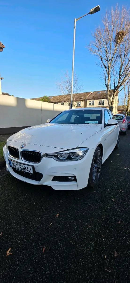 Bmw 330e msport - Image 1