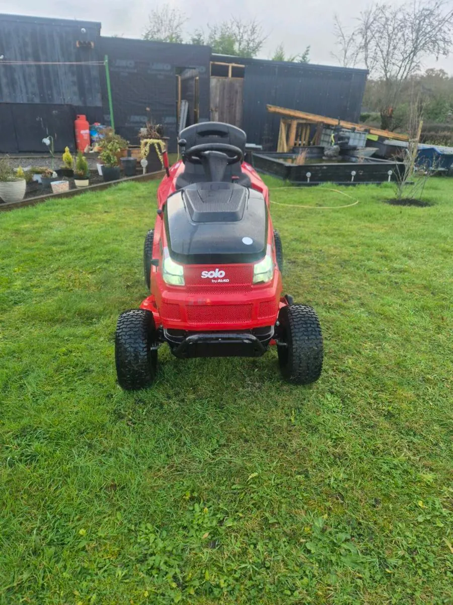 Ride on Lawnmower - Image 4