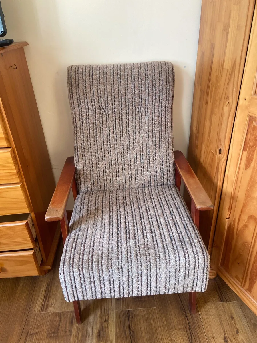 Armchair - Image 1