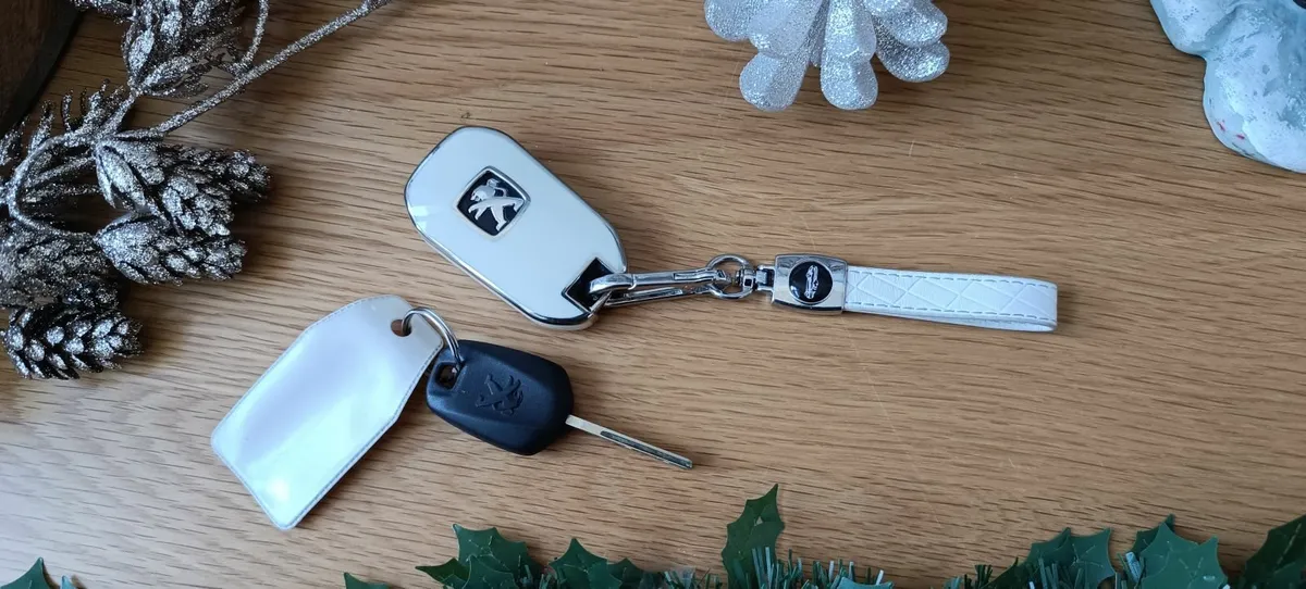 Peugeot 208 2013 - Image 4