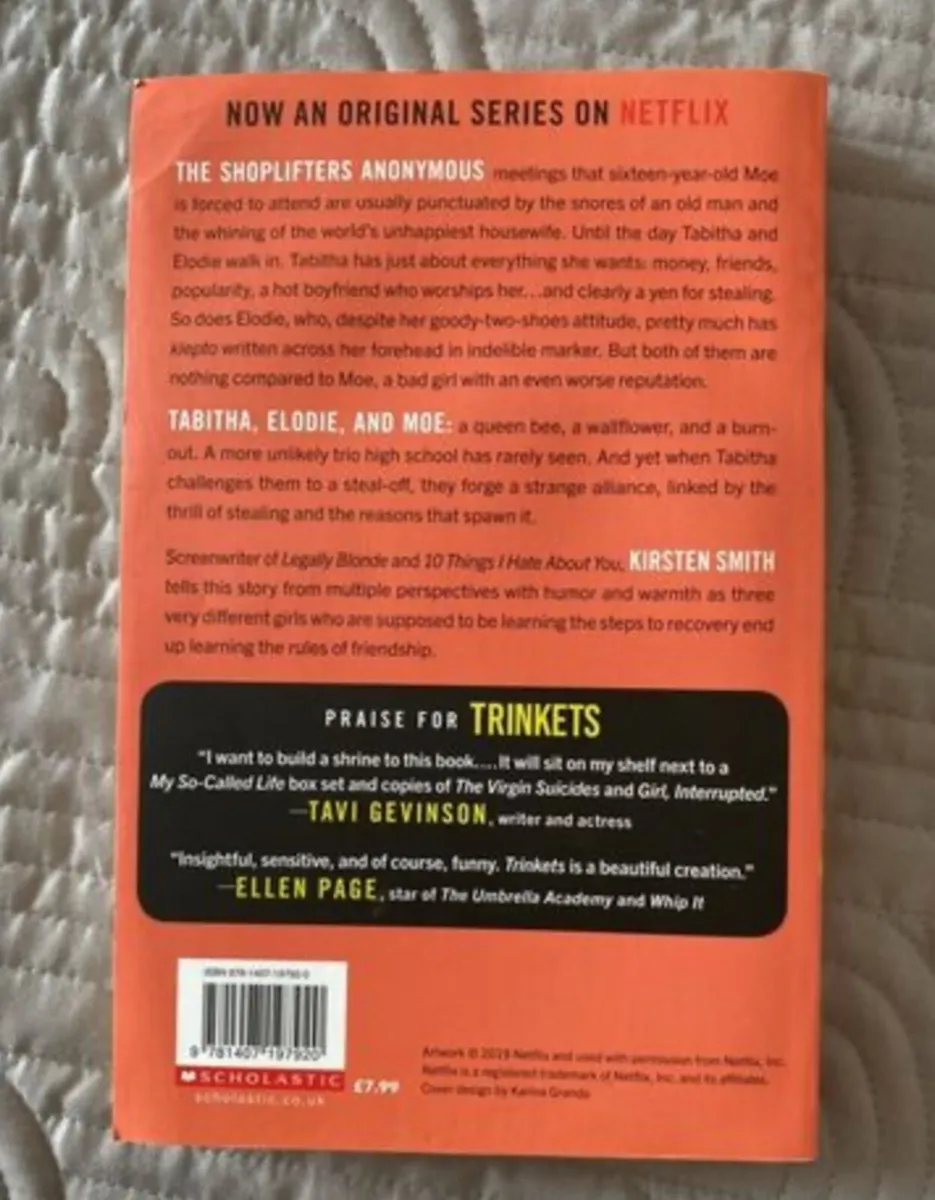 Book - Kirsten Smith - Trinkets - Image 2