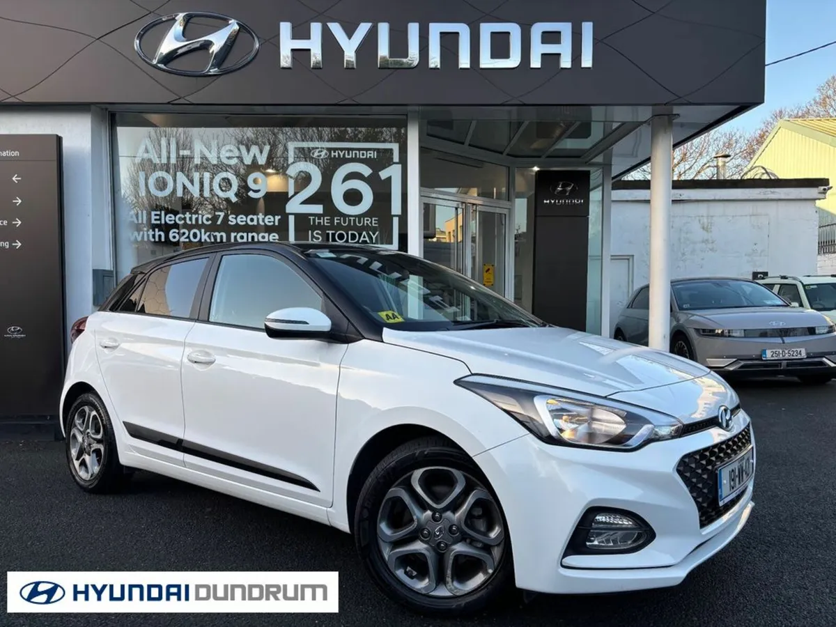 Hyundai i20 Active Deluxe 5DR Auto - Image 1