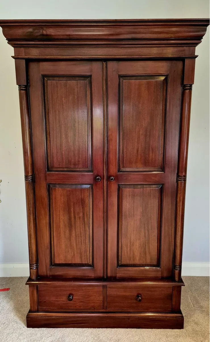 Classic Mahogany - Image 1