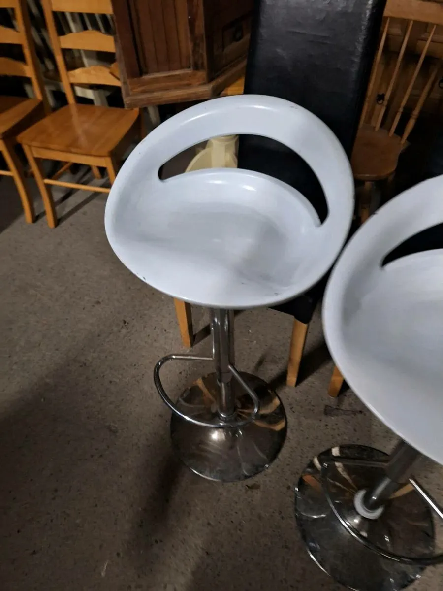 Three stools IN USED condition (DELIVERY) - Image 4