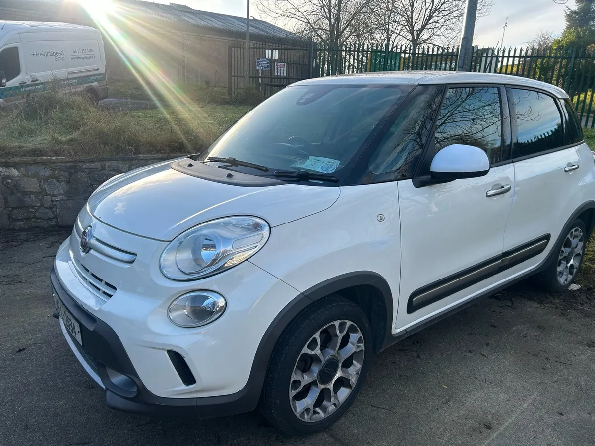 2014 FIAT 500L. 1.3 diesel - Image 4