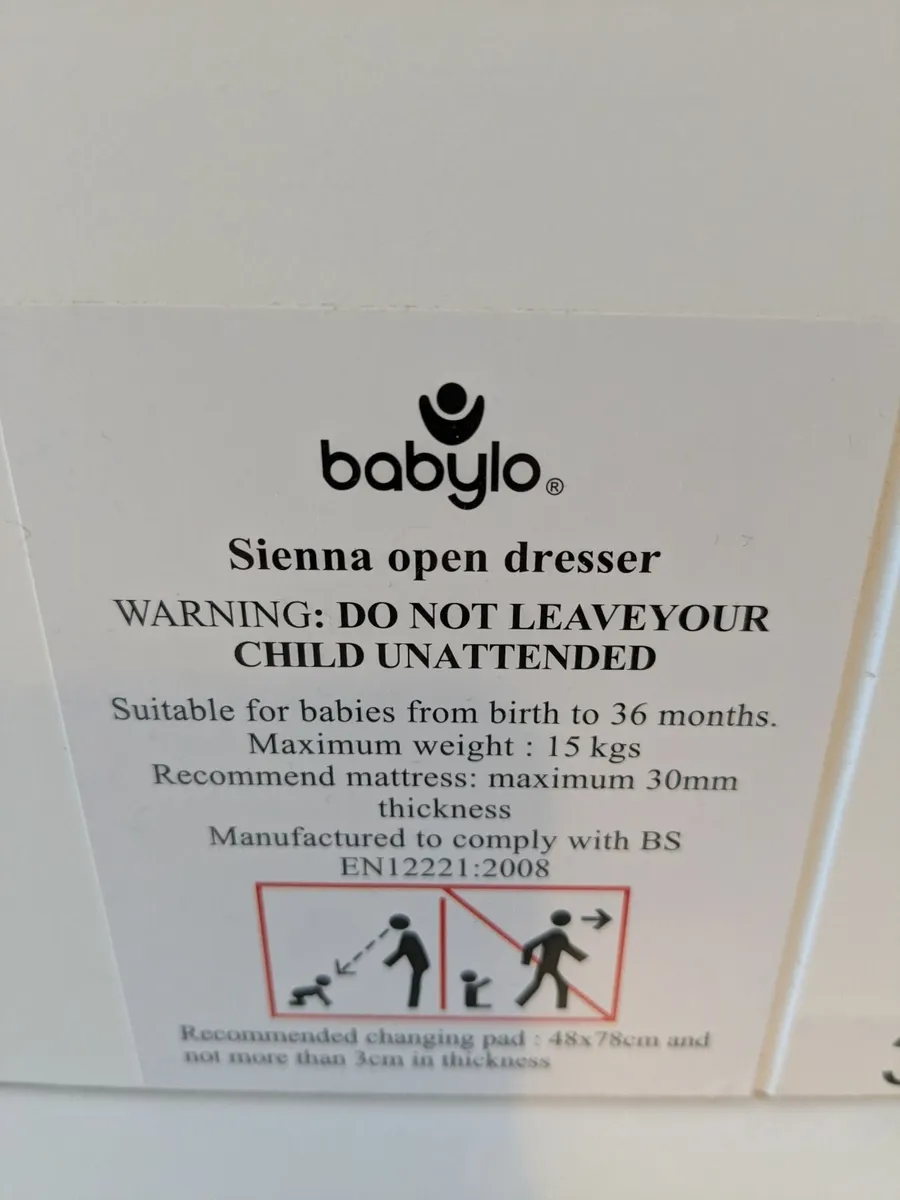 Babylo Sienna Open Changer White X 2 - Image 3