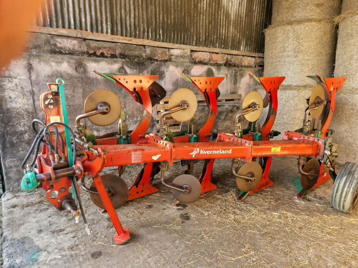 Kverneland plough