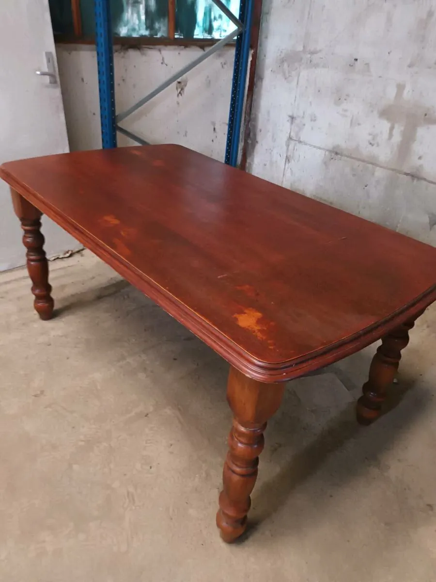 Kitchen Table - Image 2