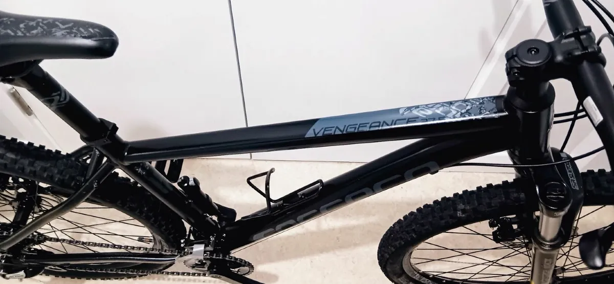 Carrera Vengeance Mountain Bike (NEW) - Image 4