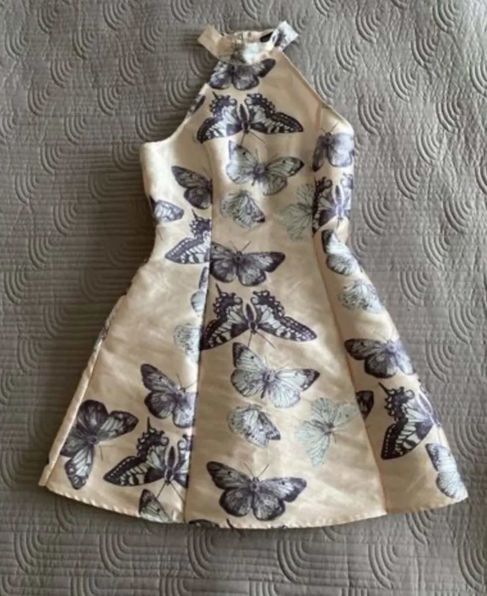 Dress - BooHoo - Size 8 - Image 1