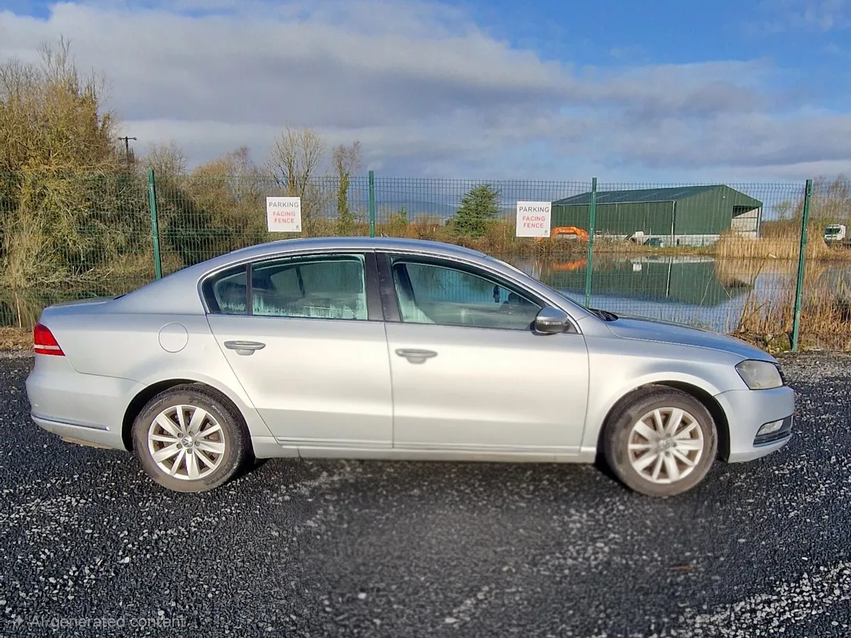 2012 volkswagen passat executive - Image 2