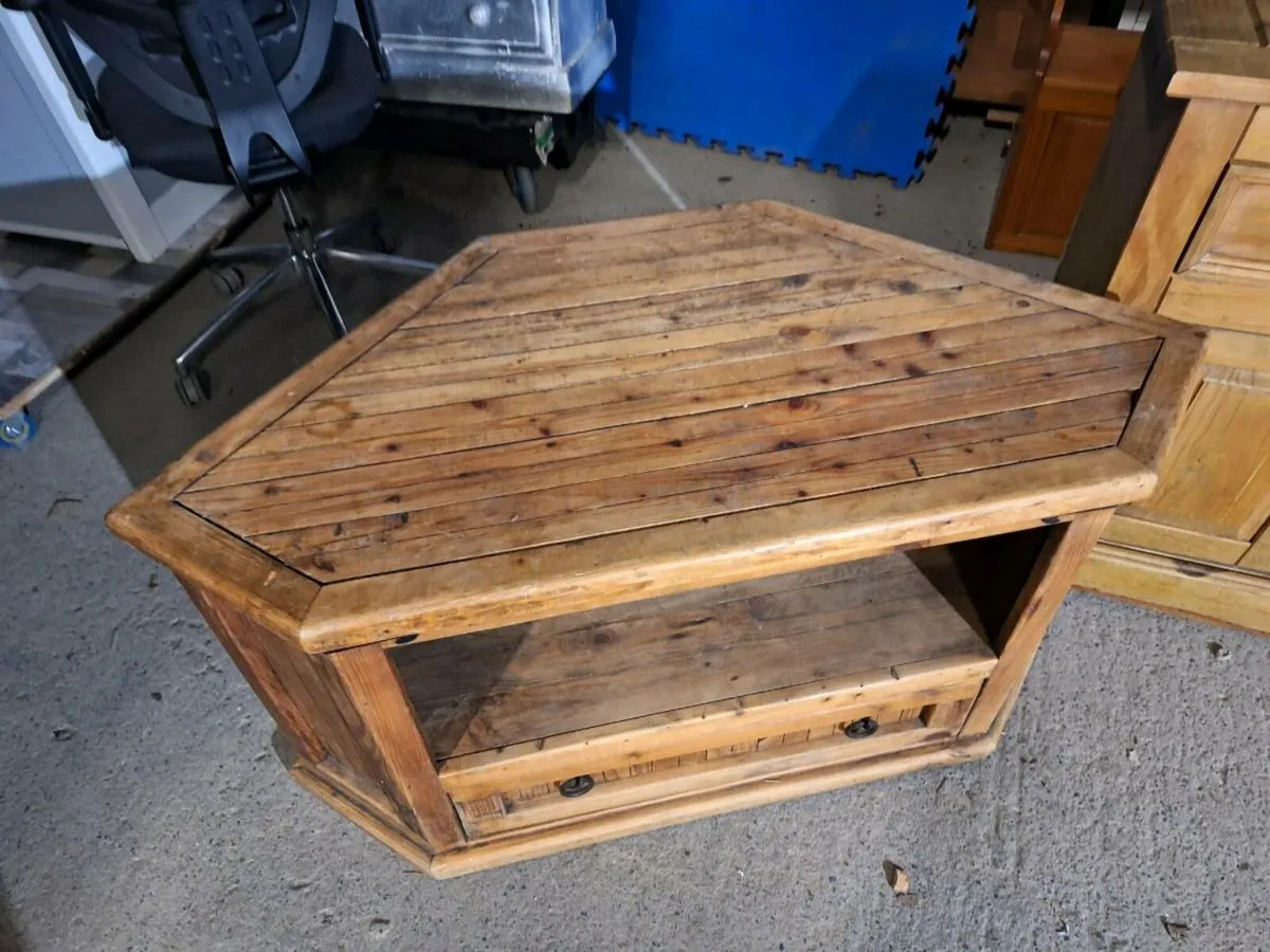 Vintage Mexican pine corner TV Unit (DELIVERY) - Image 2