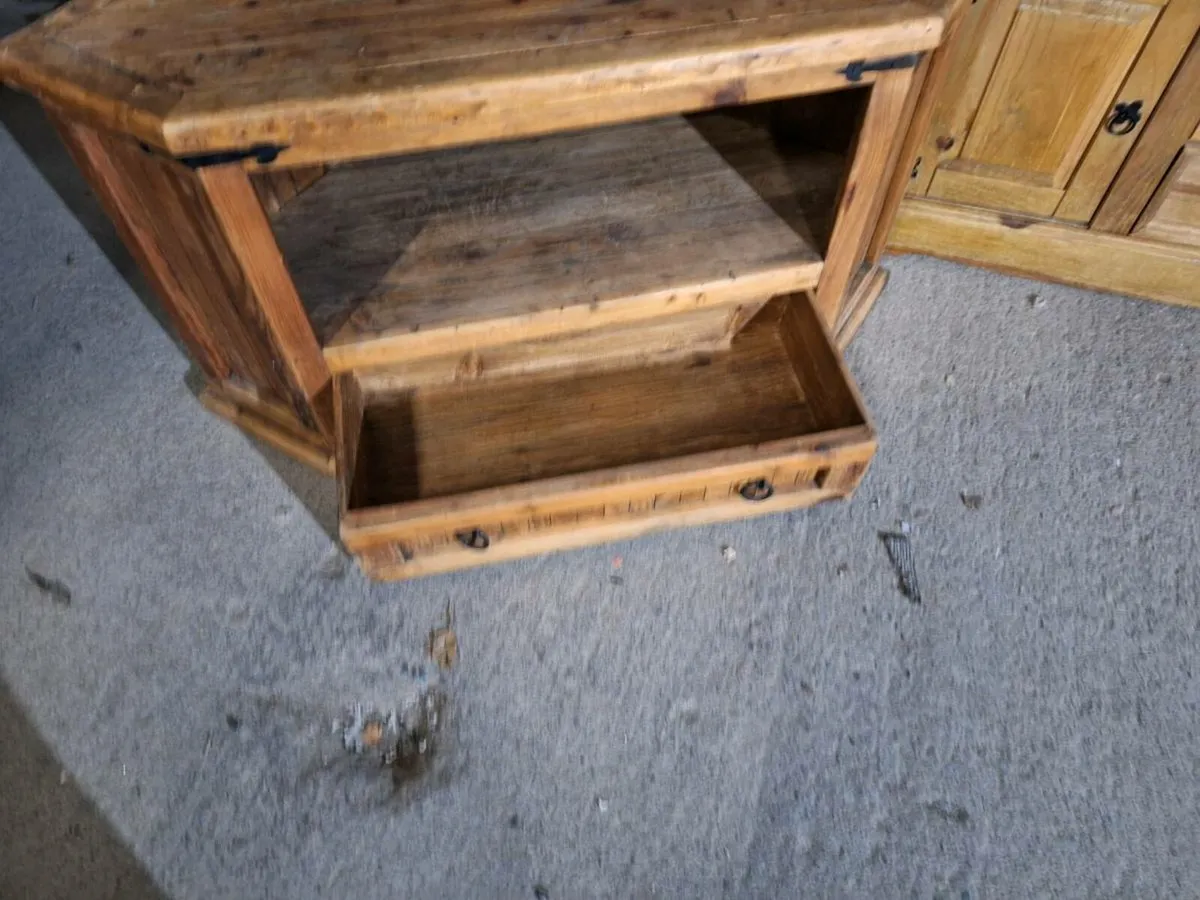 Vintage Mexican pine corner TV Unit (DELIVERY) - Image 3